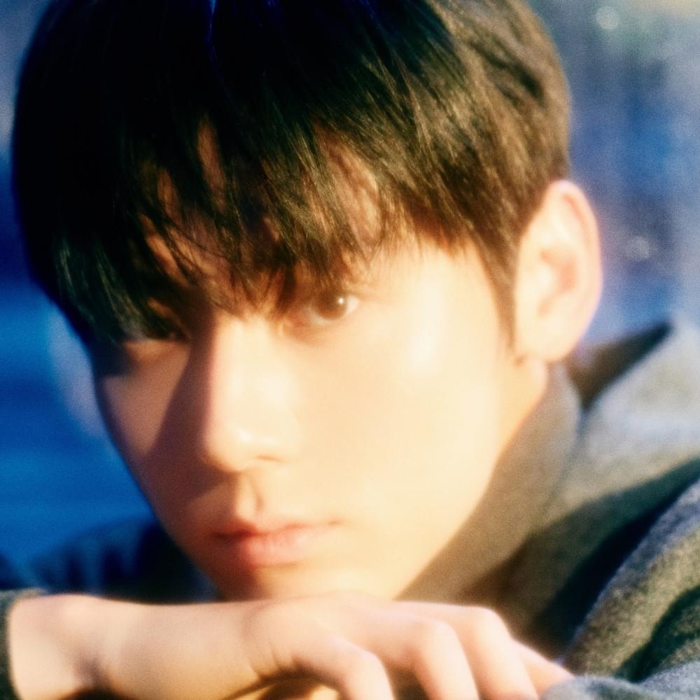 Photo of HWANG MIN HYUN (황민현)
