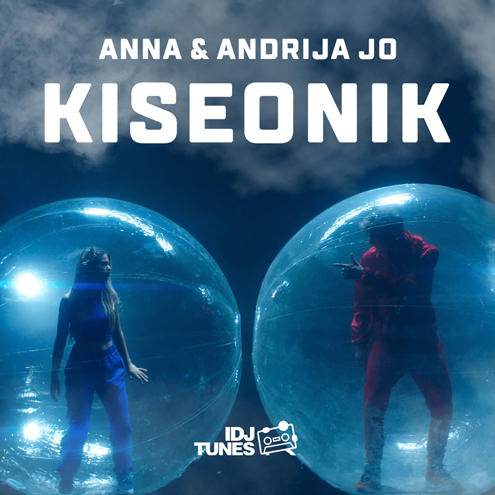 Kiseonik by Anna Lazarević