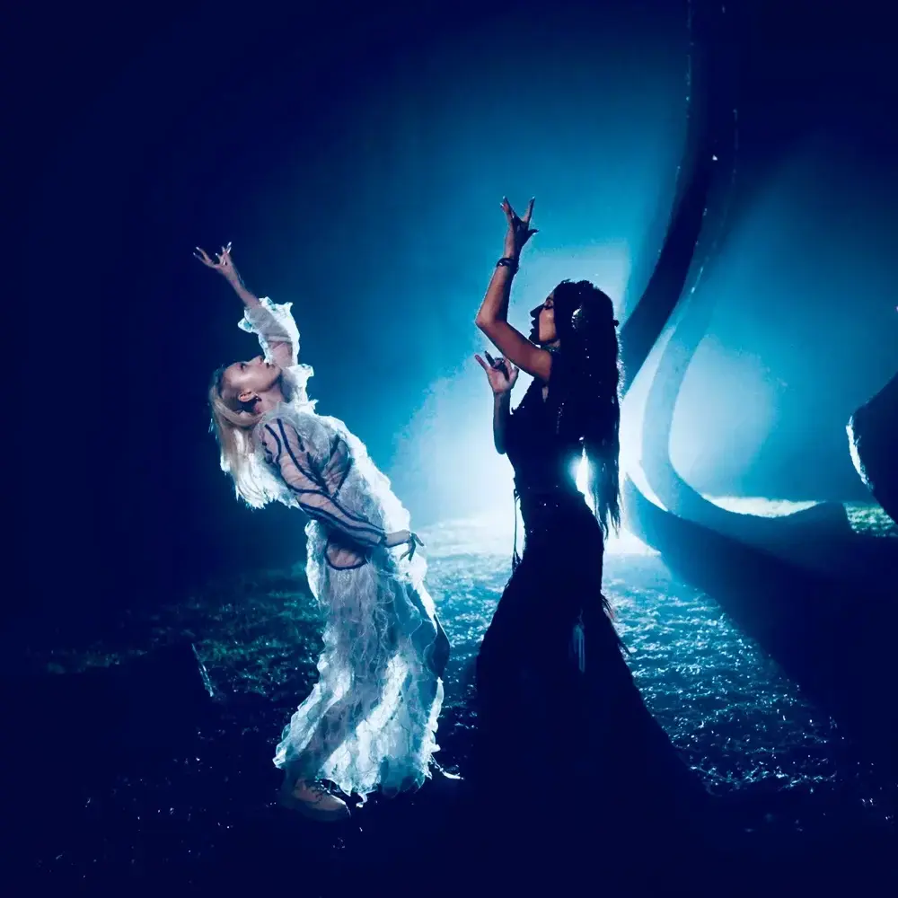Album cover art for "Nie mój sen" by Justyna Steczkowska & LUNA (POL)