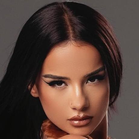 Rina (ALB) Profile Picture Photo of Rina (ALB)