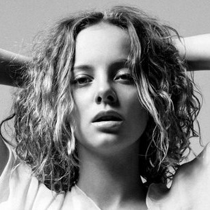 Photo of Bijou Phillips