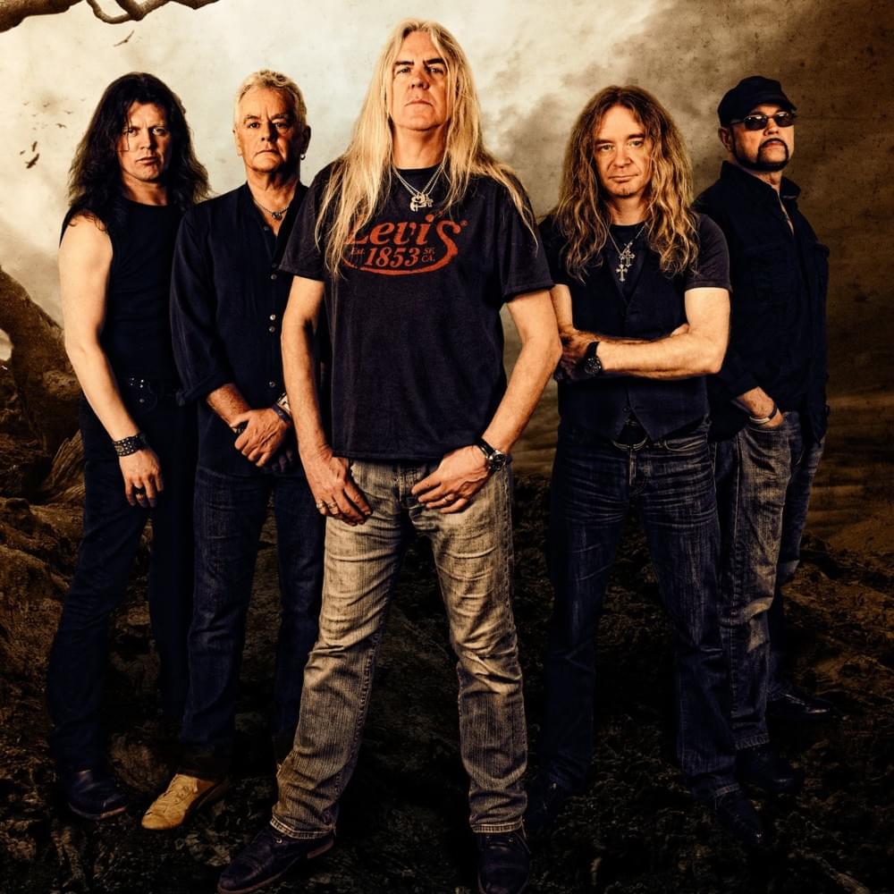 Cover image for Saxon