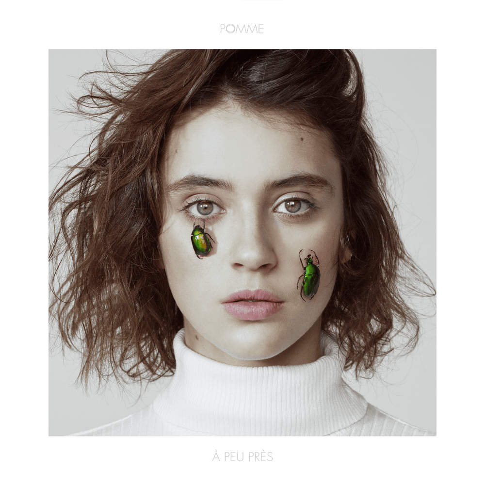 Cover image for À peu près (Deluxe)