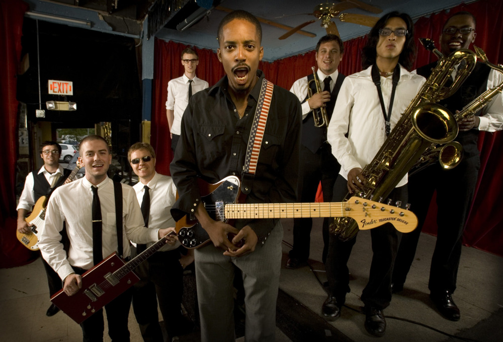 Photo of Black Joe Lewis & The Honeybears