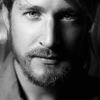Photo of Alex Leon