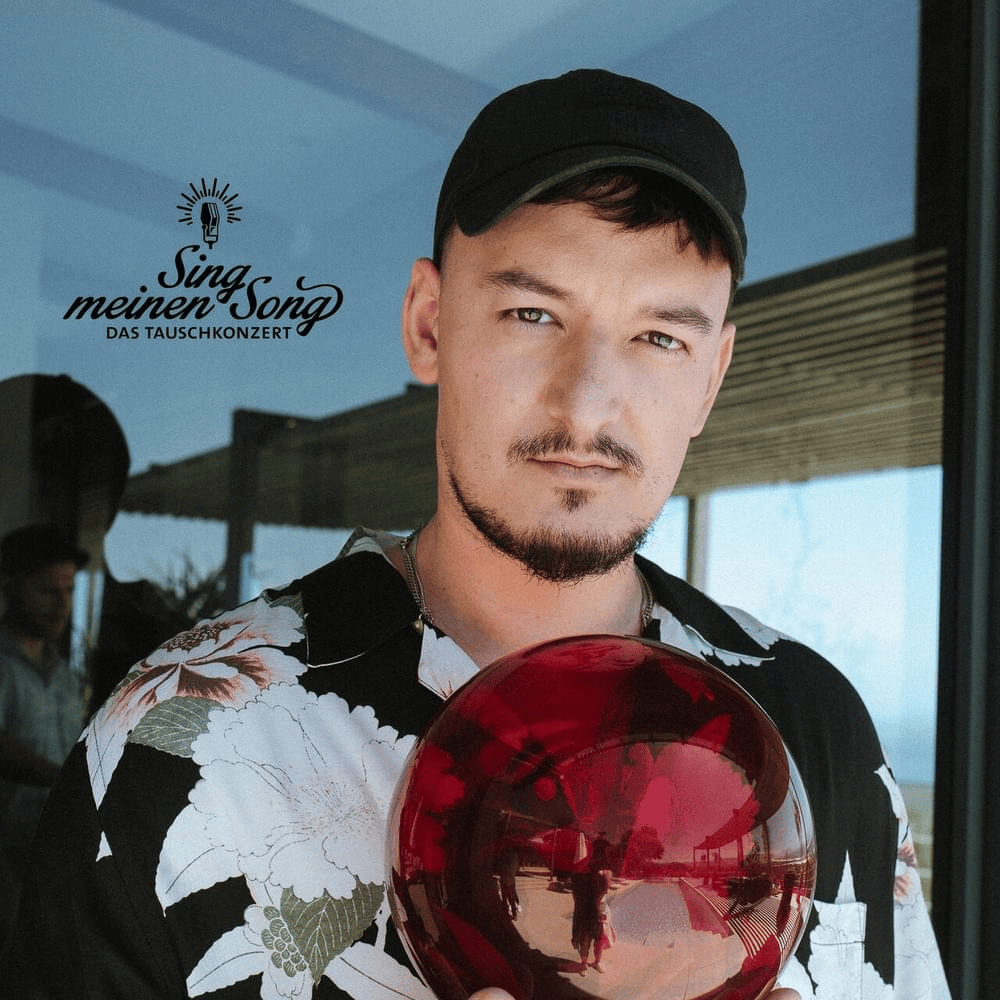 Album cover art for "Genauso (aus “Sing meinen Song, Vol. 10”)" by Montez