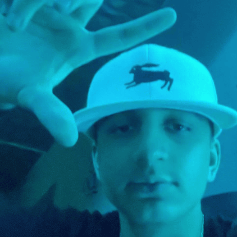 Album cover art for "17 Freestyle" by Okekel
