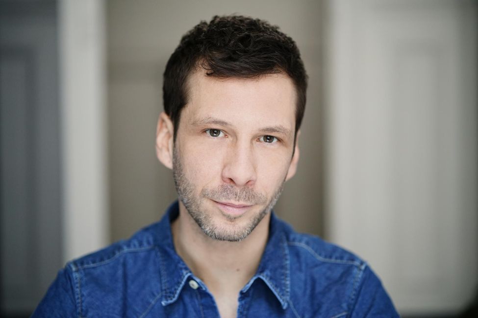 Alex Beaupain Profile Picture Photo of Alex Beaupain