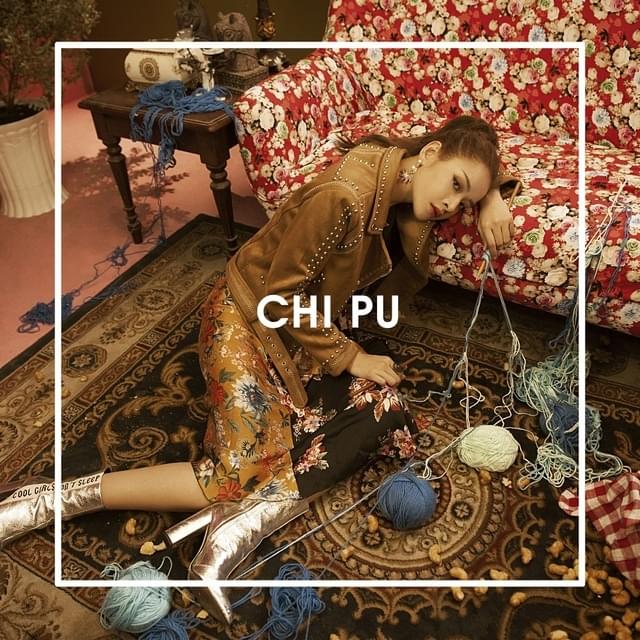 Album cover art for "Love Is Hurt (사랑이 아파) Acoustic Version" by 芝芙 (Chi Pu)