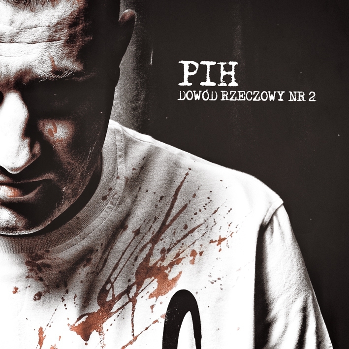 Album cover art for "Każdy chłopaczyna z bloków" by Pih