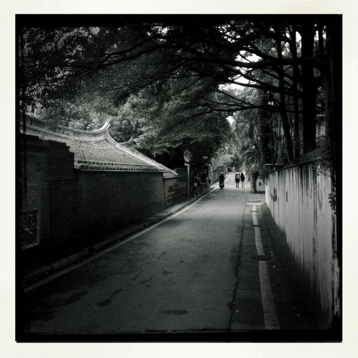 Album cover art for "你是我的夢想 (roller coaster) [Charlie Woods Trio session]" by T.I.S