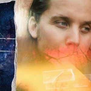 Album cover art for "Behåll dina skor på" by Albin Johnsén