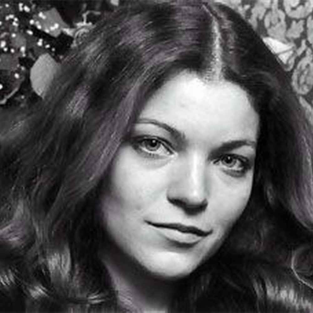 Amy Irving Profile Picture Photo of Amy Irving