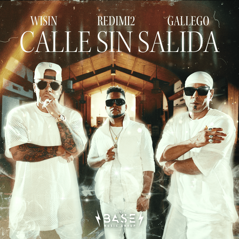 Album cover art for "Calle sin Salida" by Wisin