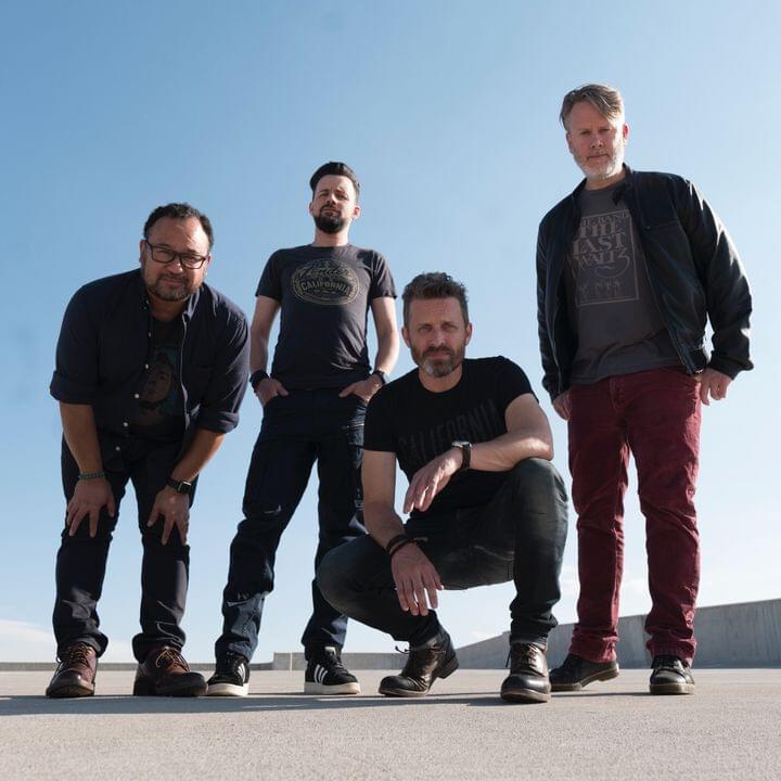 Photo of Louden Swain