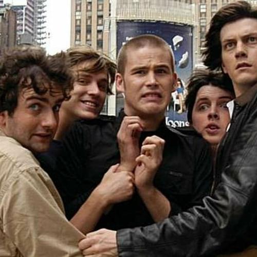 Album cover art for "i wake up in the middle of every dream screaming lol" by wifiskeleton