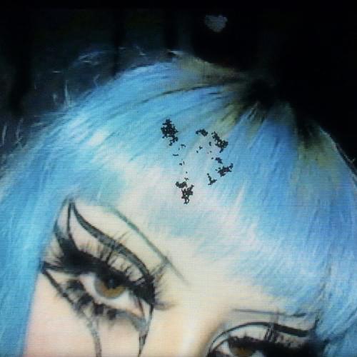 Album cover art for "allidoisignoremyproblems" by d0llywood1