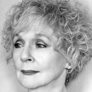 Penny Fuller Profile Picture Photo of Penny Fuller