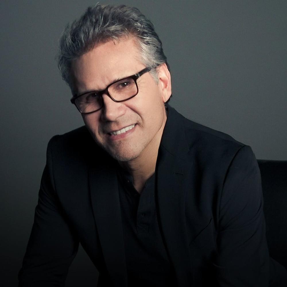 Cover image for Jesús Adrián Romero