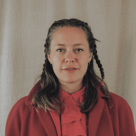 Photo of Anna B Savage