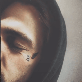 Album cover art for "DALŠÍ DEN DE NAZMAR" by P T K