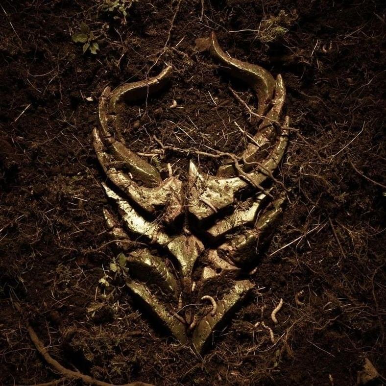 Album cover art for "Ouroboros" by Demon Hunter