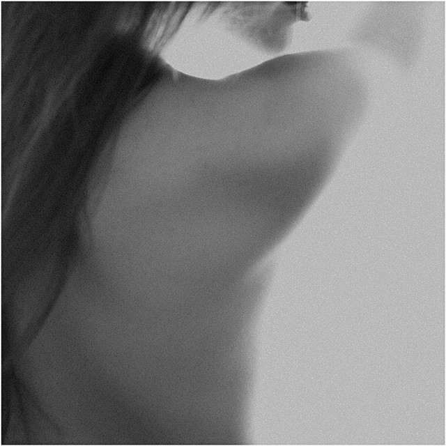 Don’t Pull Away by J.Views
