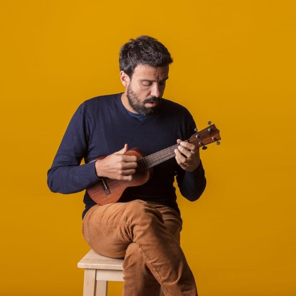 Cover image for Miguel Araújo