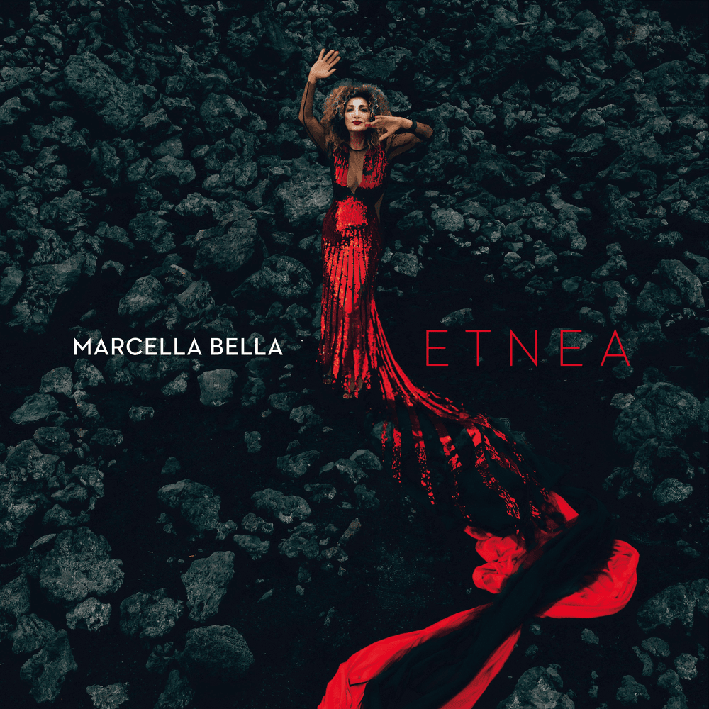 Album cover art for "Mi rubi l’anima" by Marcella Bella & Loredana Bertè