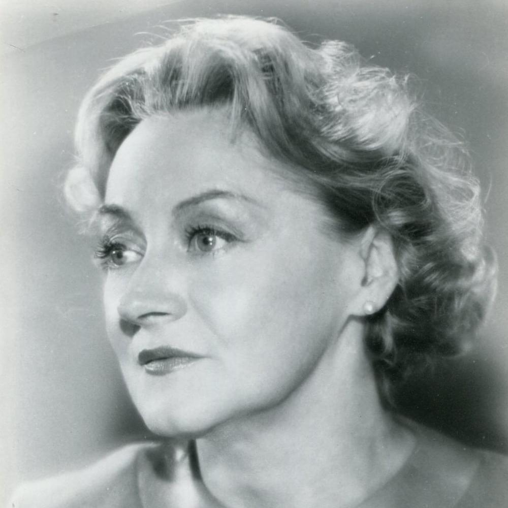 Photo of Maria Karnilova