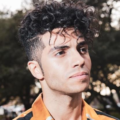 Mena Massoud Profile Picture Photo of Mena Massoud