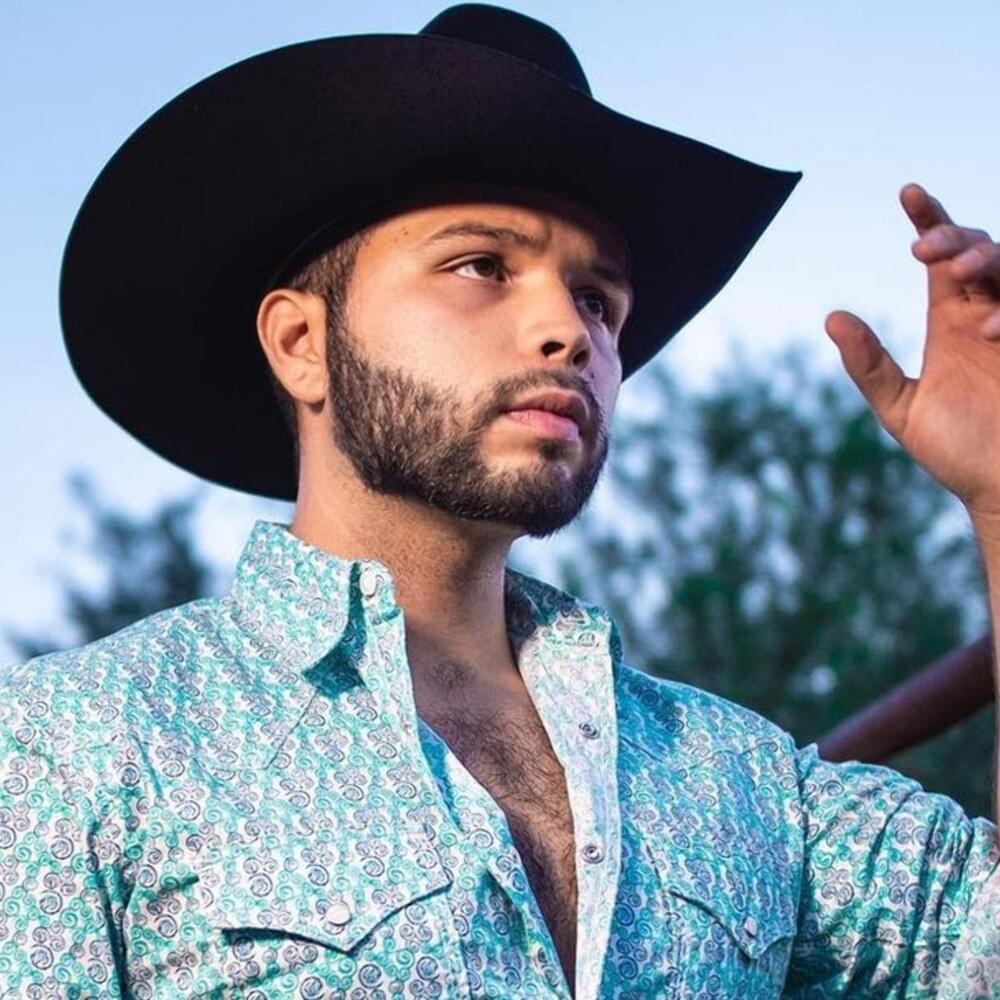 Photo of Leonardo Aguilar