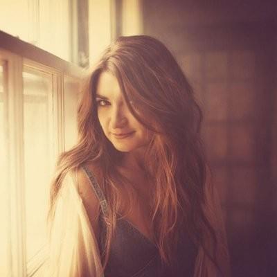 Photo of Tenille Townes