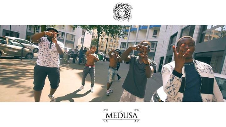 Danser le Woof by Medusa (FRA)