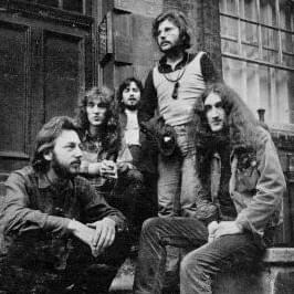 Cover image for Man (band)