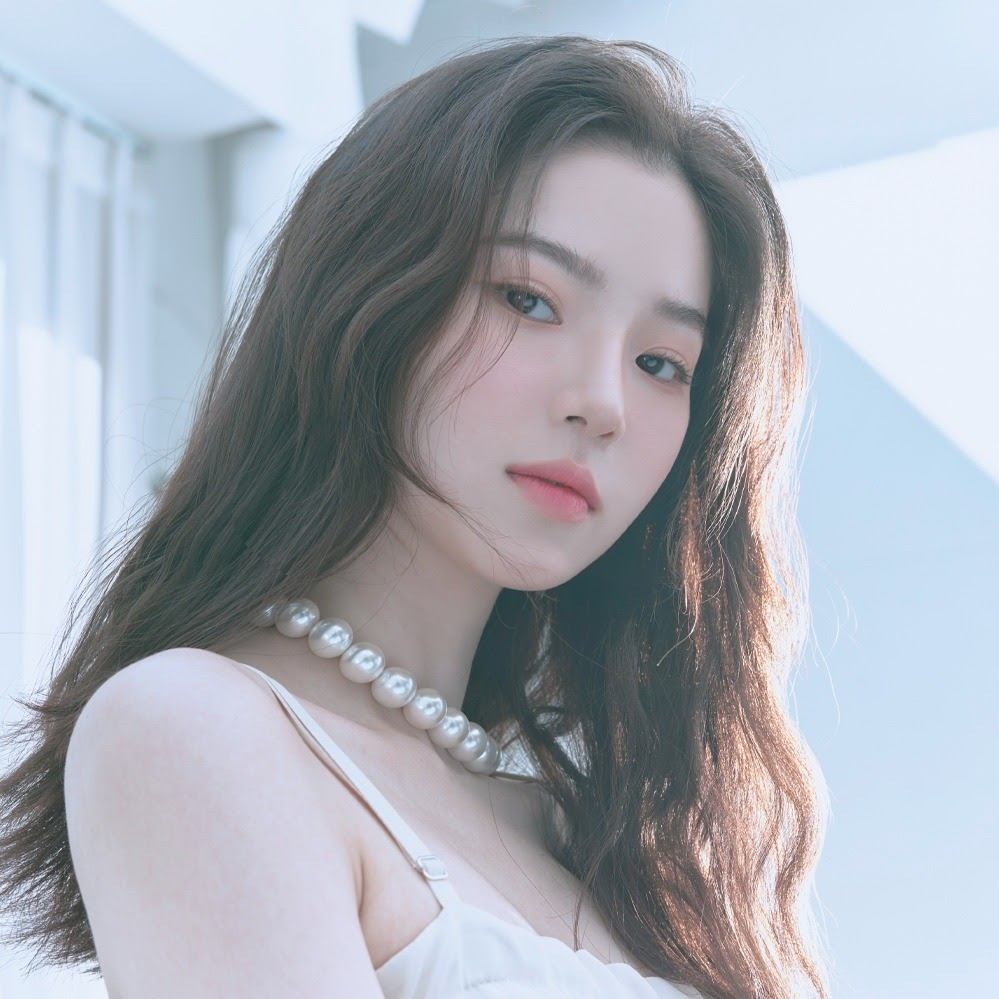 Photo of Jeong Hyo Bean (정효빈)