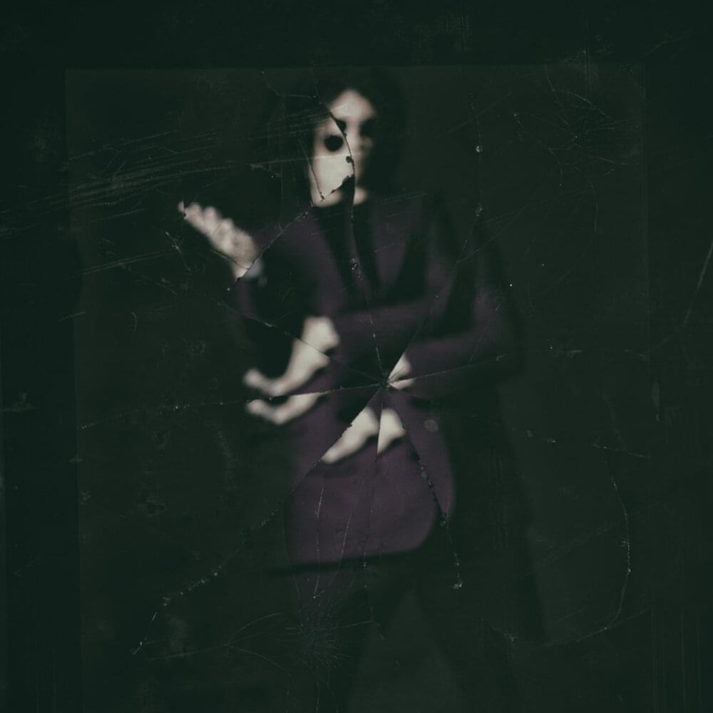 Album cover art for "Hombre de Acción" by Bunbury