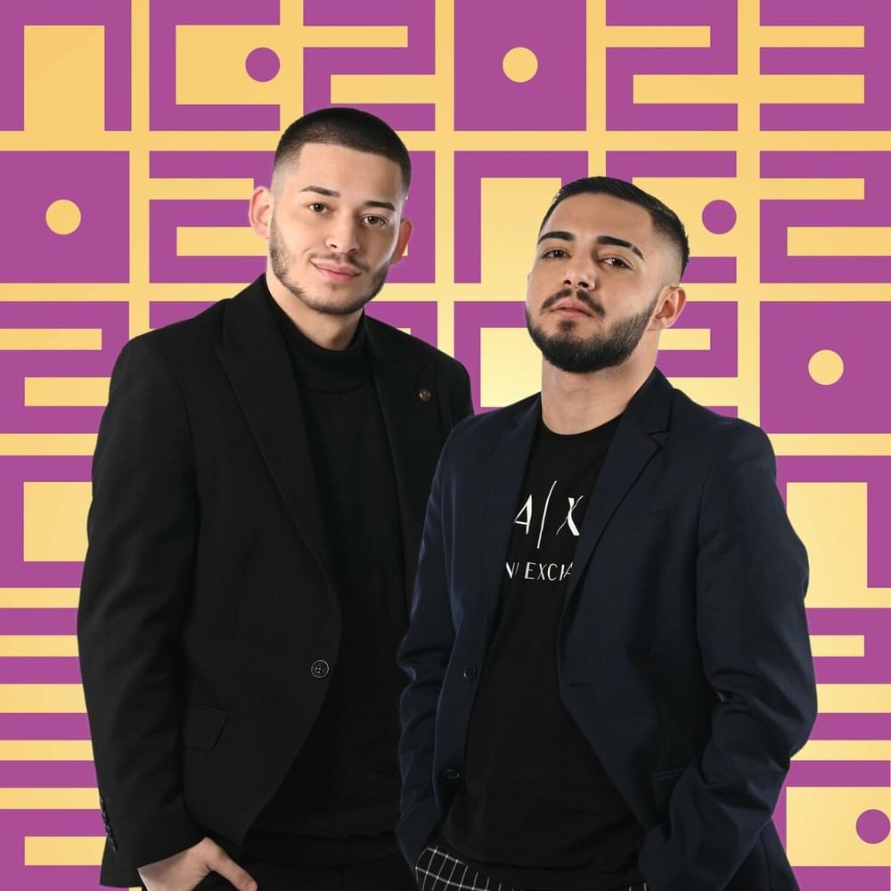 Album cover art for "Viva la vida" by Duo Grand