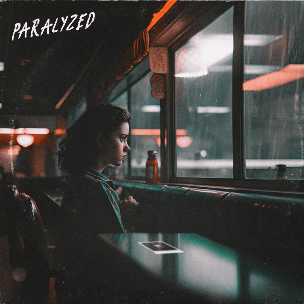 Album cover art for "PARALYZED" by AViVA