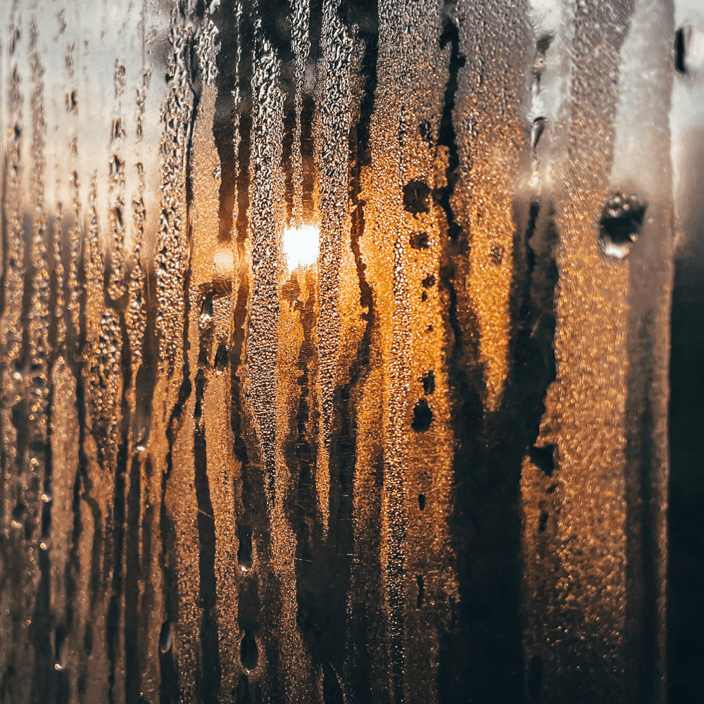 Album cover art for "kształt wody" by Kartky