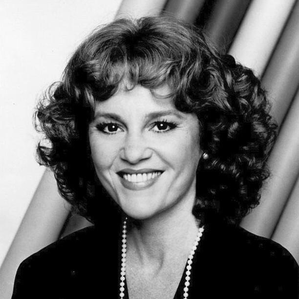 Madeline Kahn Profile Picture Photo of Madeline Kahn