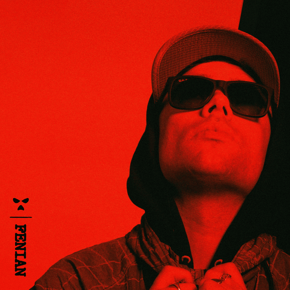 Album cover art for "FENIAN" by Kneecap & Casiokids