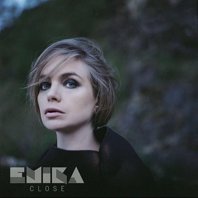 Album cover art for "Close" by Emika