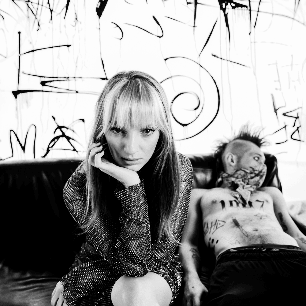 Album cover art for "Balet" by Sarsa & Zdechły Osa