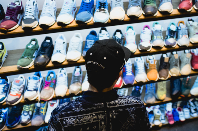 Album cover art for "Namedrops von Sneakermodellen in Rapsongs" by Rap Genius Deutschland & Sneaker Genius