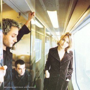 Album cover art for "Les promesses" by Autour De Lucie