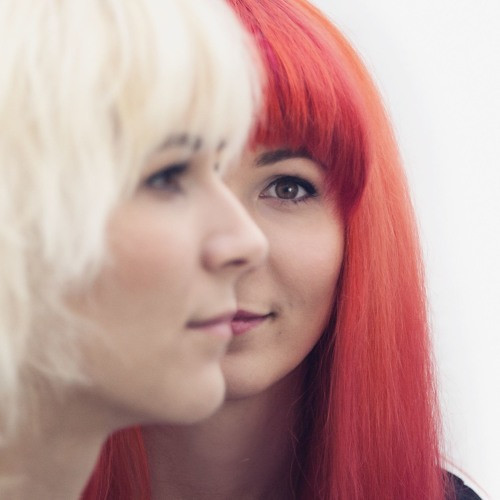 Photo of MonaLisa Twins