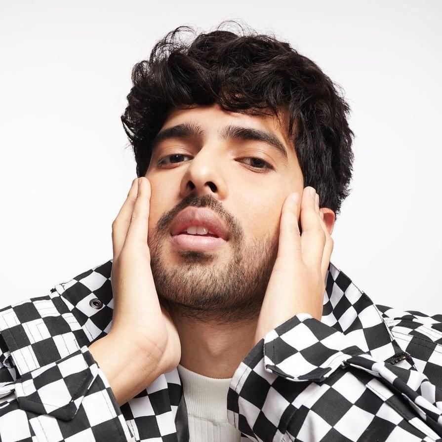 Armaan Malik Profile Picture Photo of Armaan Malik