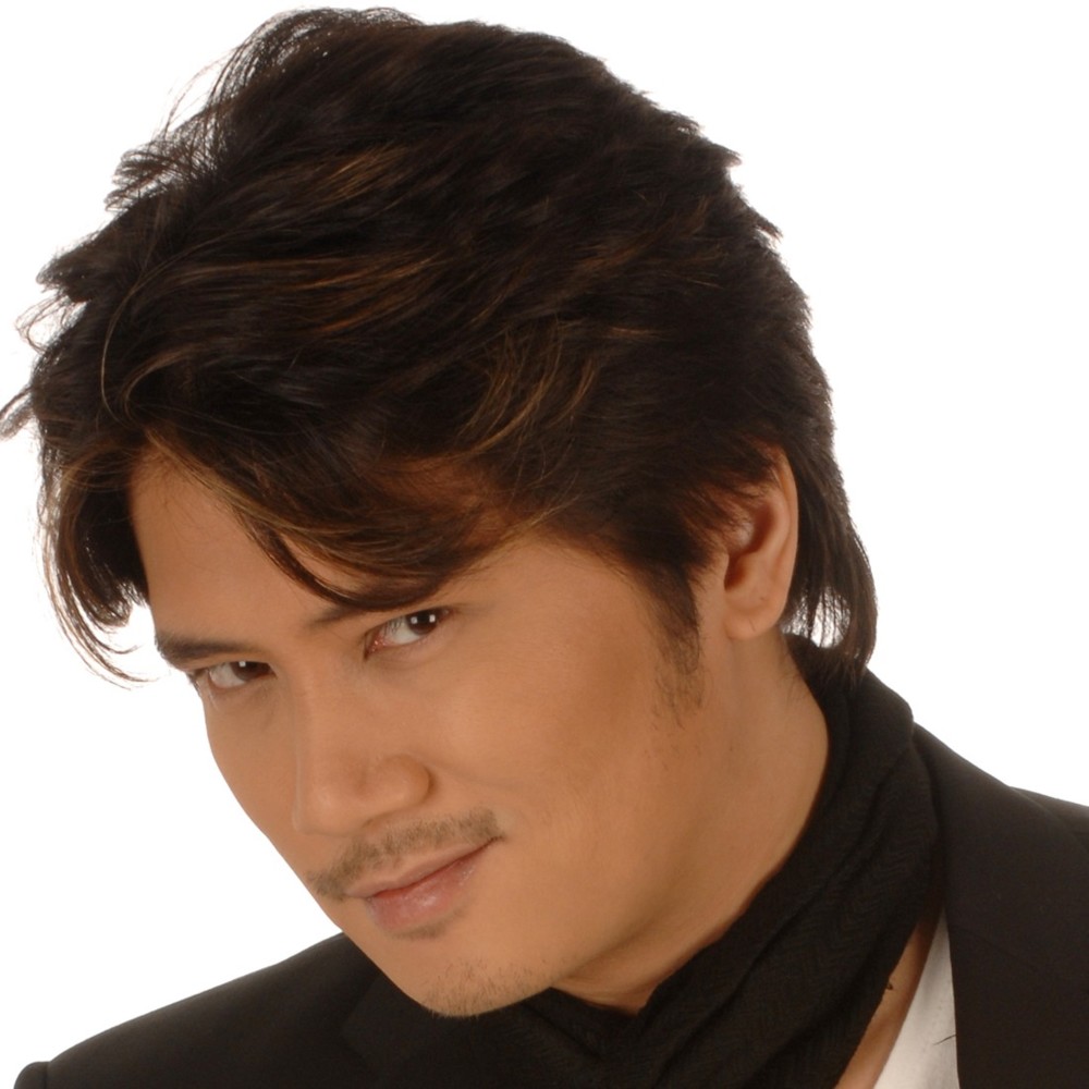 Photo of Janno Gibbs