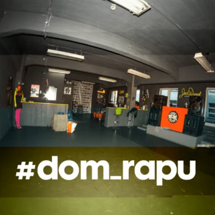 Album cover art for "Dom Rapu" by Tede & Mantha